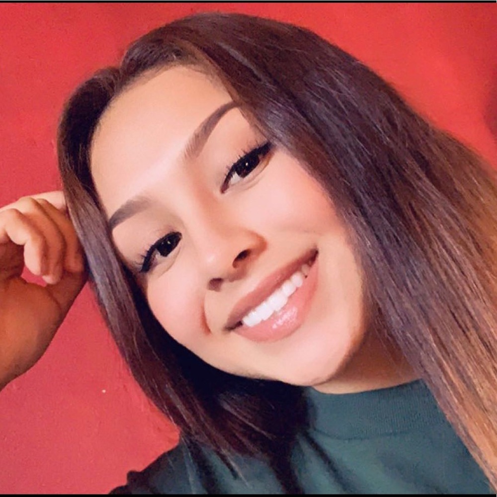 Meet your Posher, Raquel